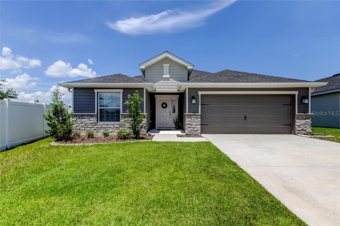 35407 Bellington Blvd., Zephyrhills, FL 33541