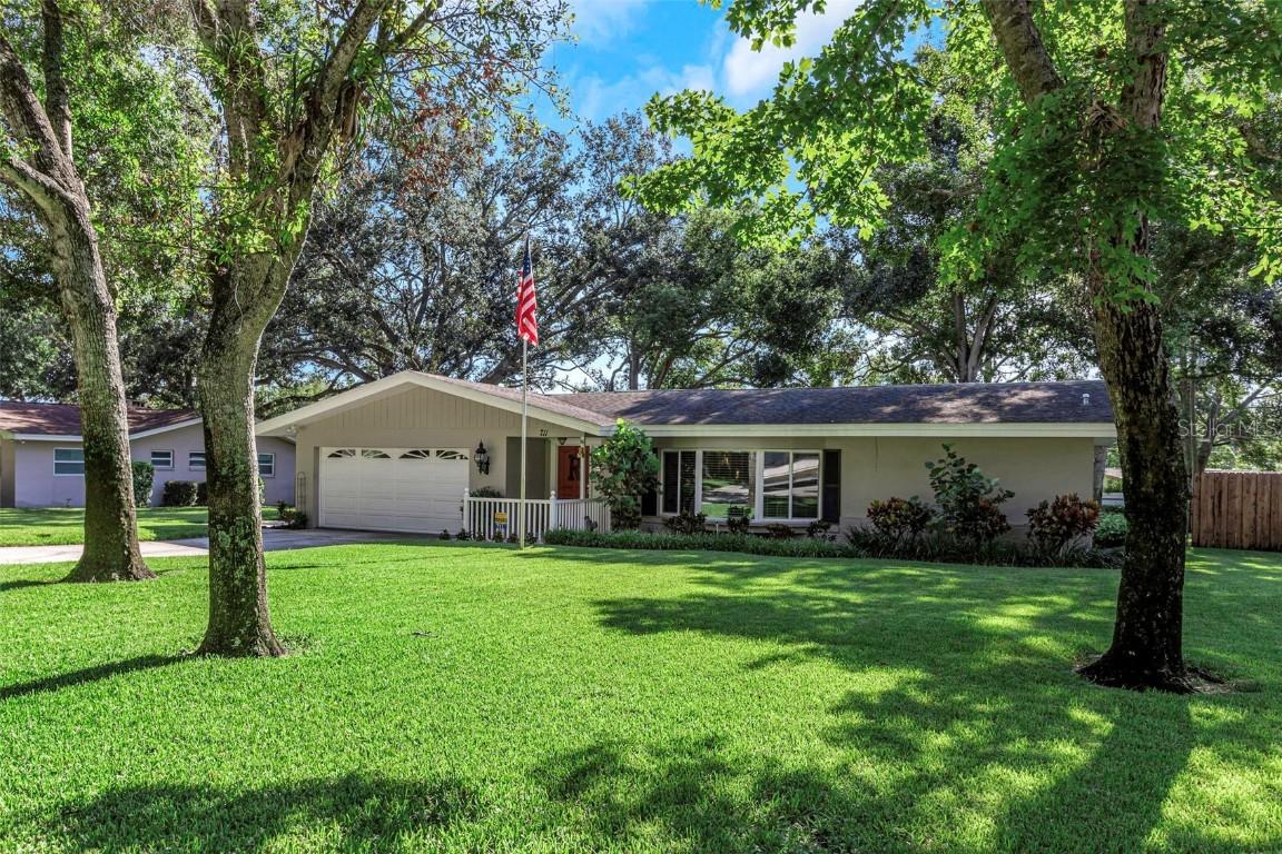 711 Forest Glen Rd., Clearwater, FL 33765