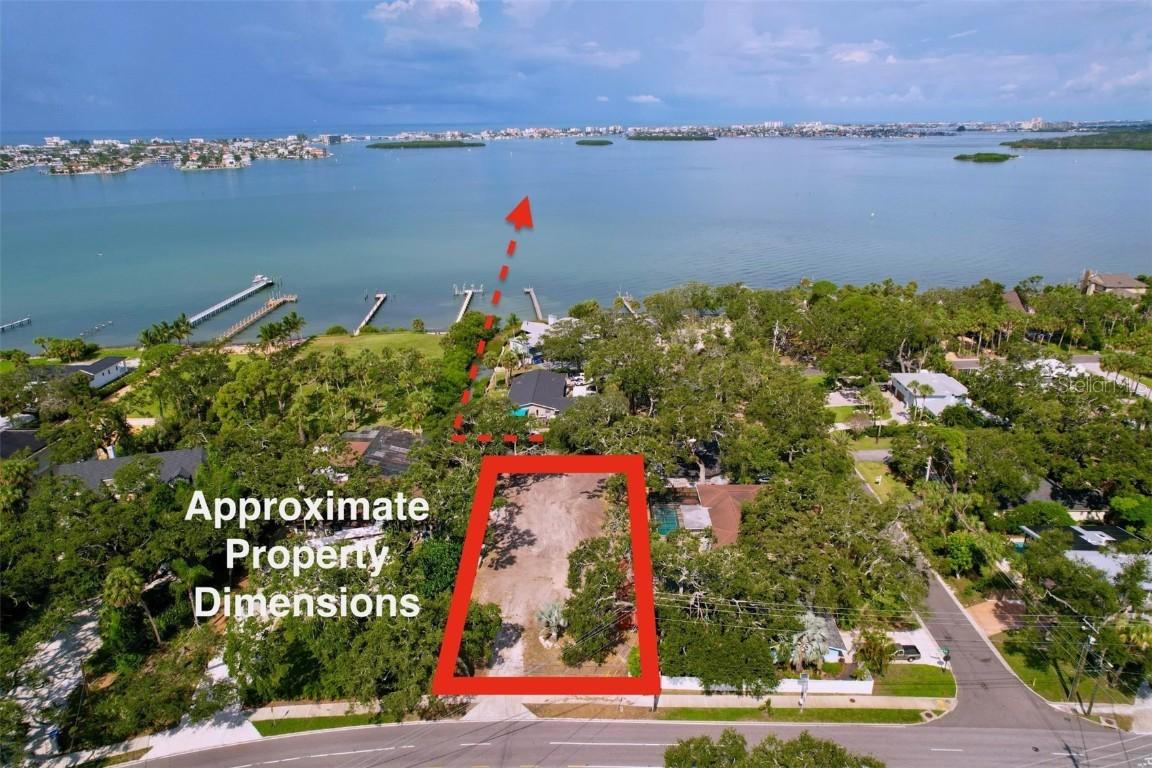 2100 Park St., St Petersburg, FL 33710