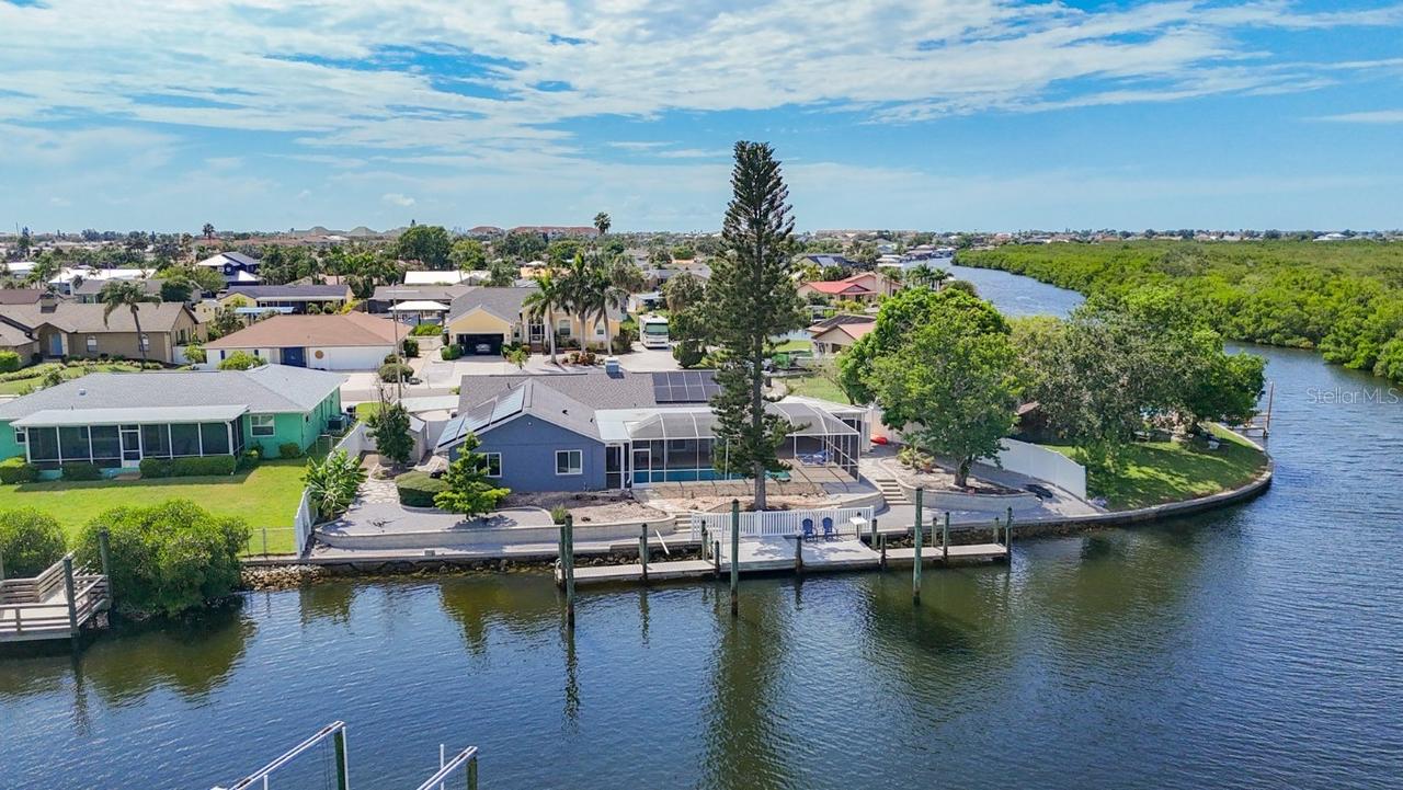 6531 Santiago Ct., Apollo Beach, FL 33572