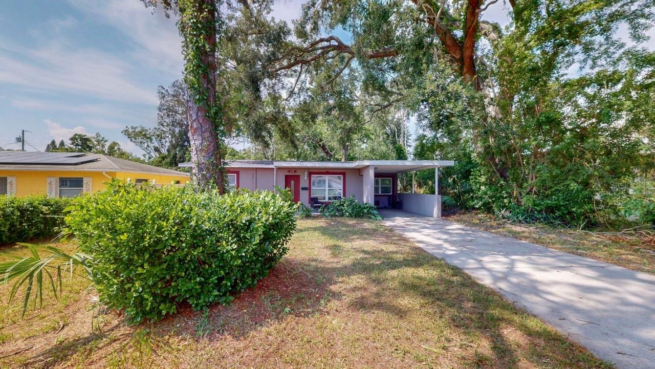 635 62nd Ave., St Petersburg, FL 33705