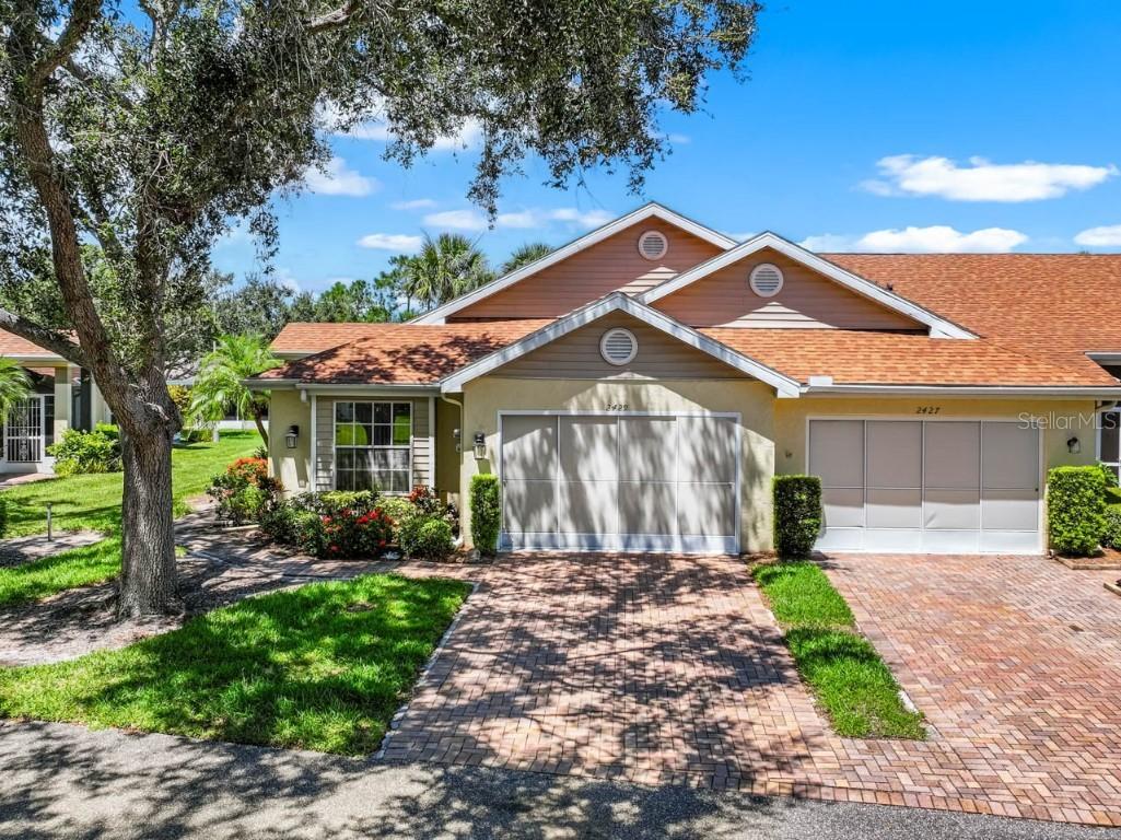 2429 New Haven Cir. #64, Sun City Center, FL 33573