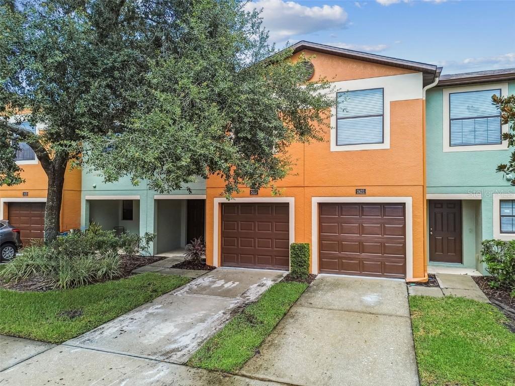 2423 Hibiscus Bay Ln., Brandon, FL 33511
