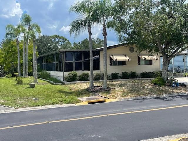 104 N Saint Thomas Cir., Apollo Beach, FL 33572