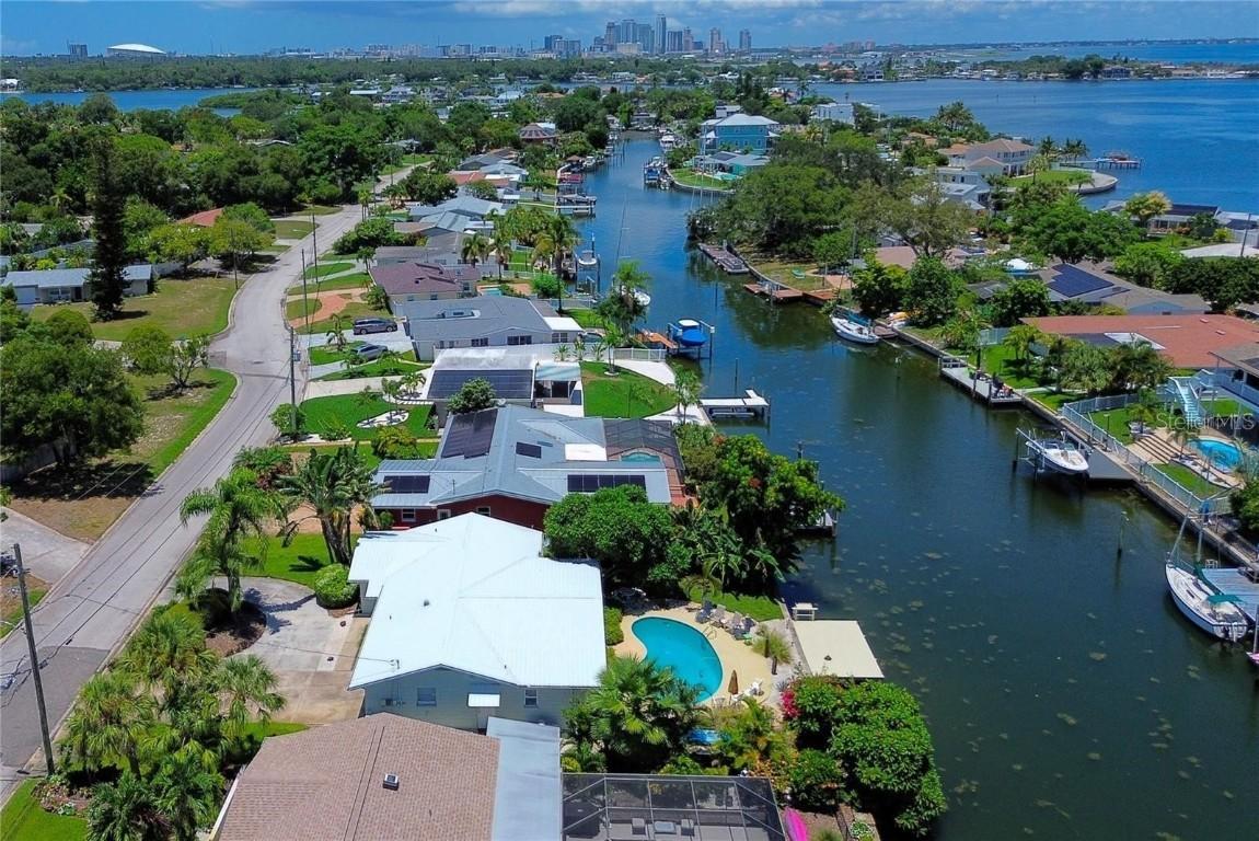 3790 Beach Dr., St Petersburg, FL 33705