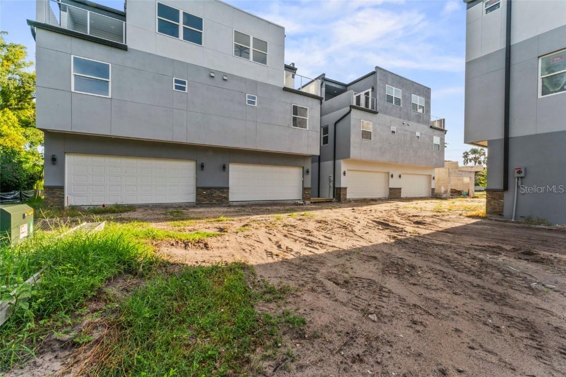 809 W Linebaugh Ave #2A, Tampa, FL 33612