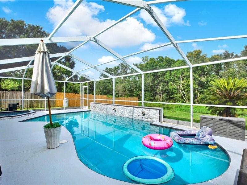 631 Stillview Cir., Brandon, FL 33510