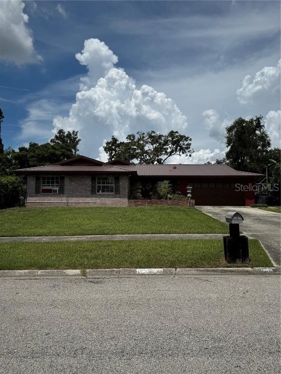 904 Check Pl., Seffner, FL 33584