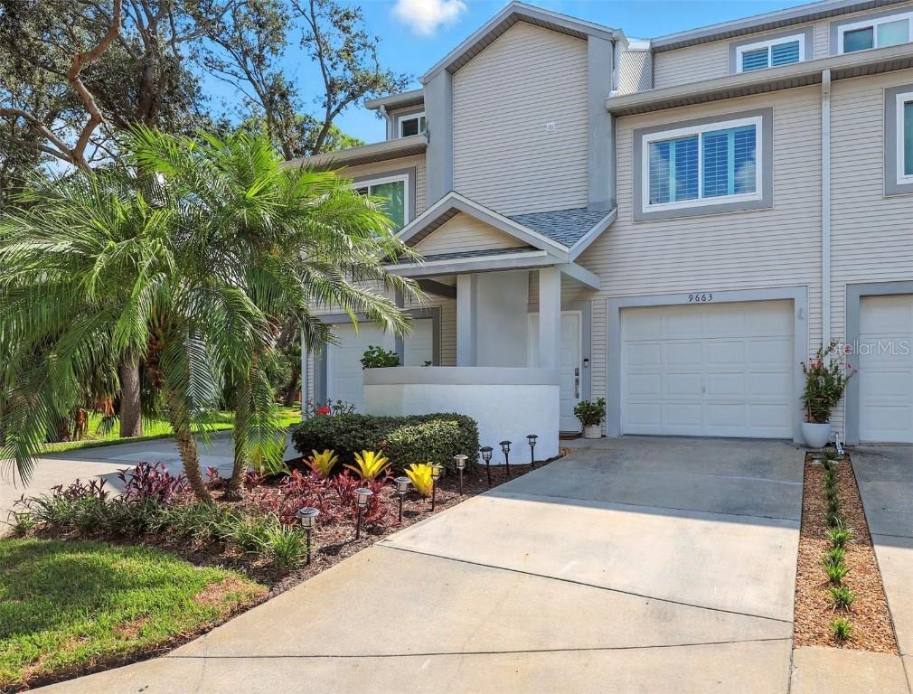 9663 Tara Cay Ct. #42, Seminole, FL 33776