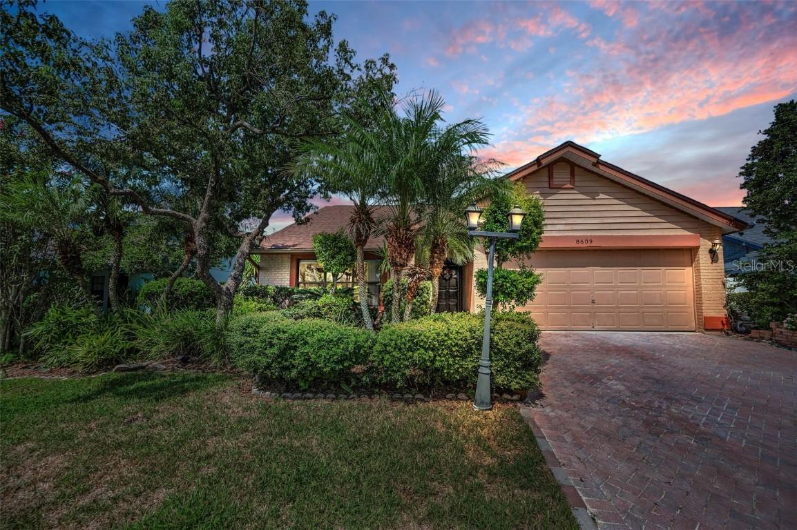 8609 Thimbleberry Ln., Tampa, FL 33635