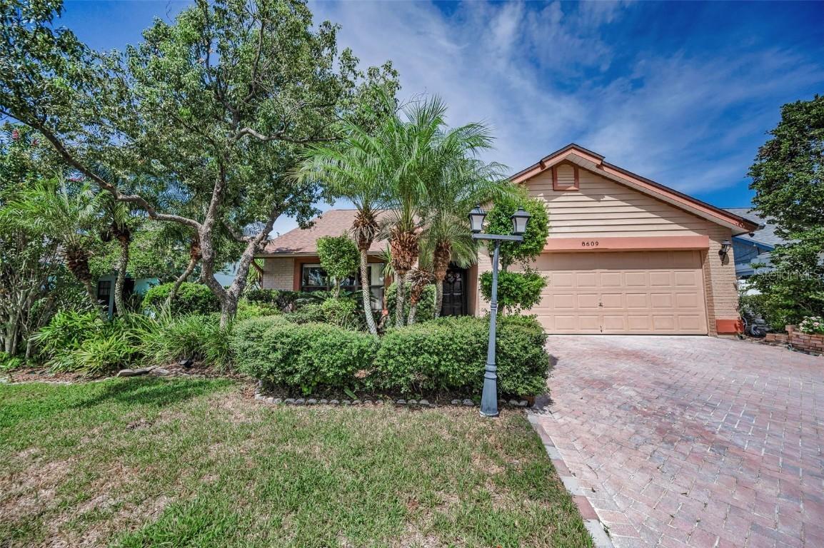 8609 Thimbleberry Ln., Tampa, FL 33635