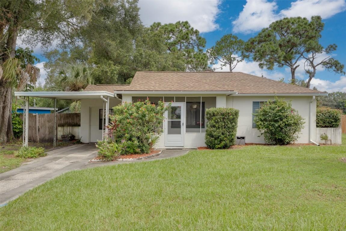 1358 Admiral Woodson Ln., Clearwater, FL 33755