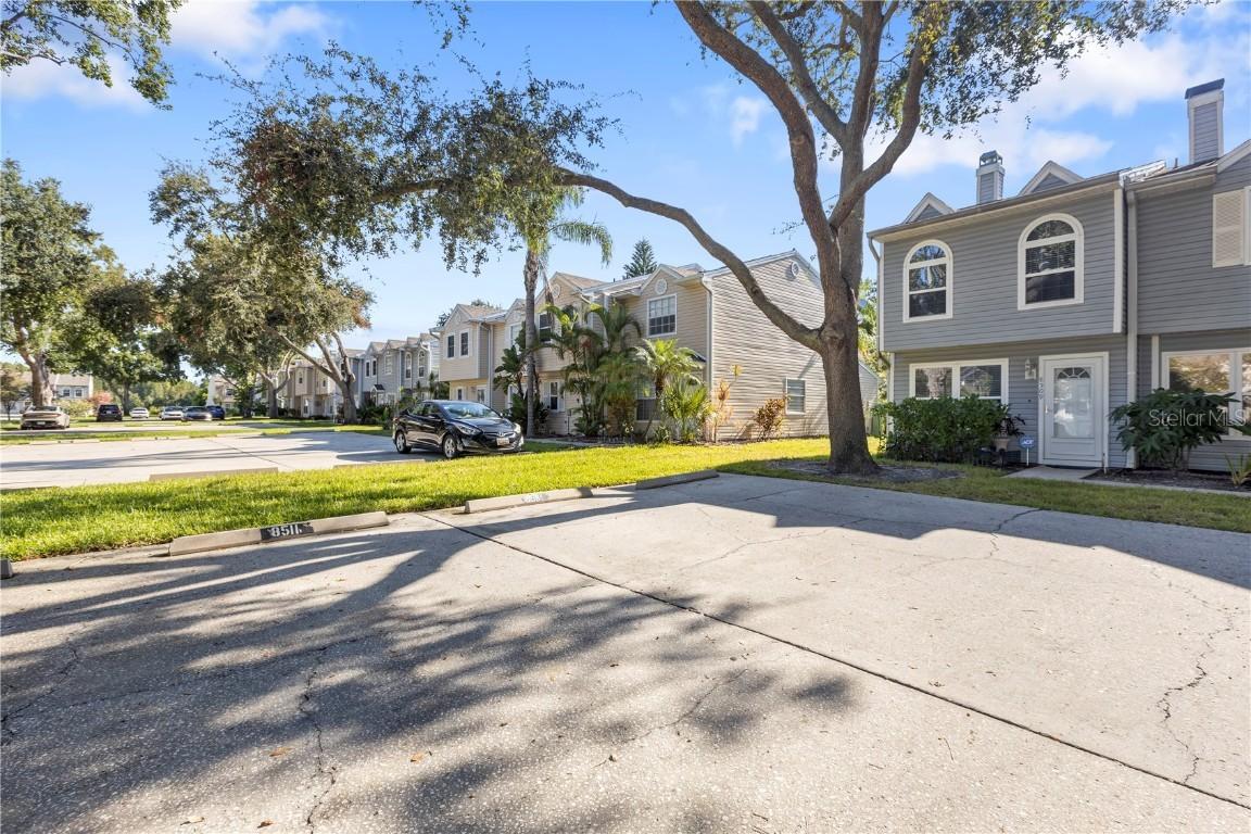 8511 J R Manor Dr., Tampa, FL 33634