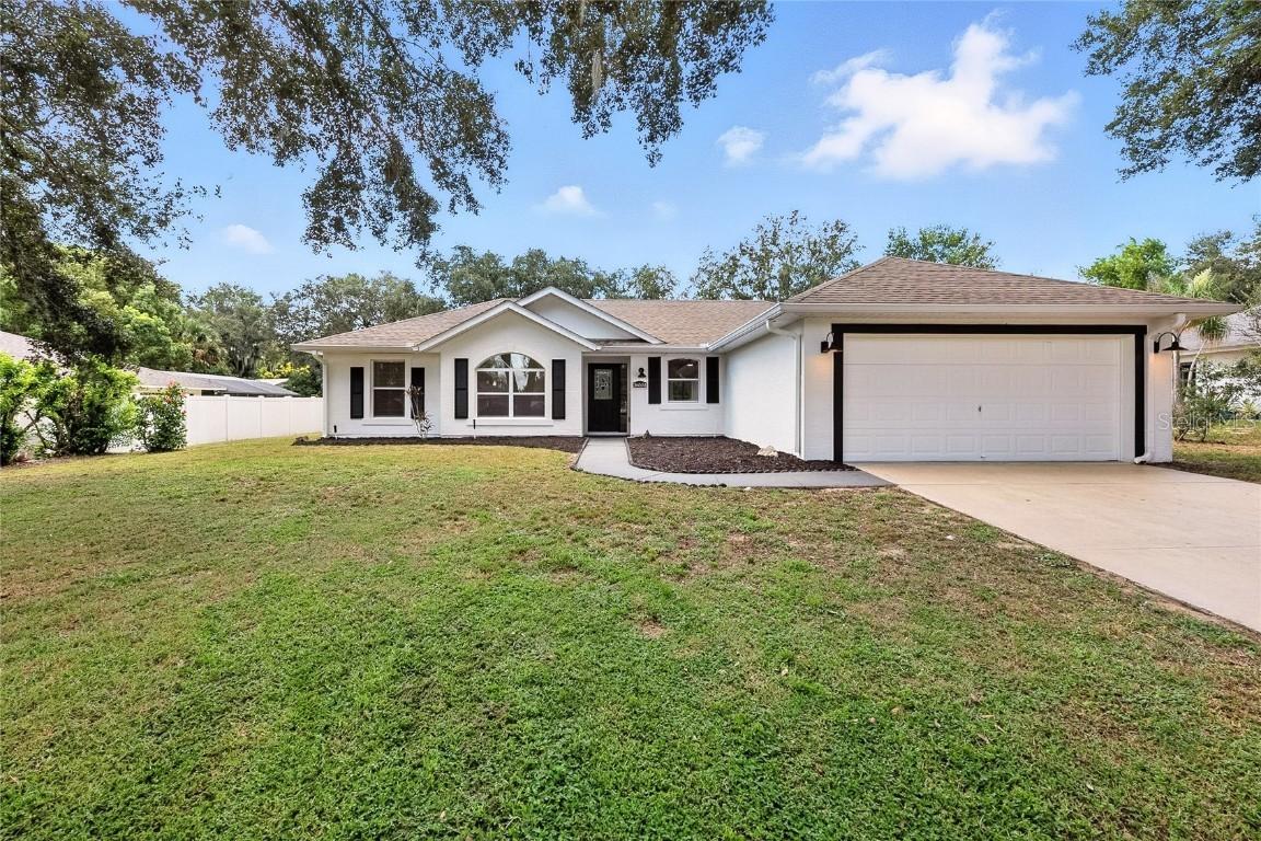 36551 Sundance Dr., Grand Island, FL 32735