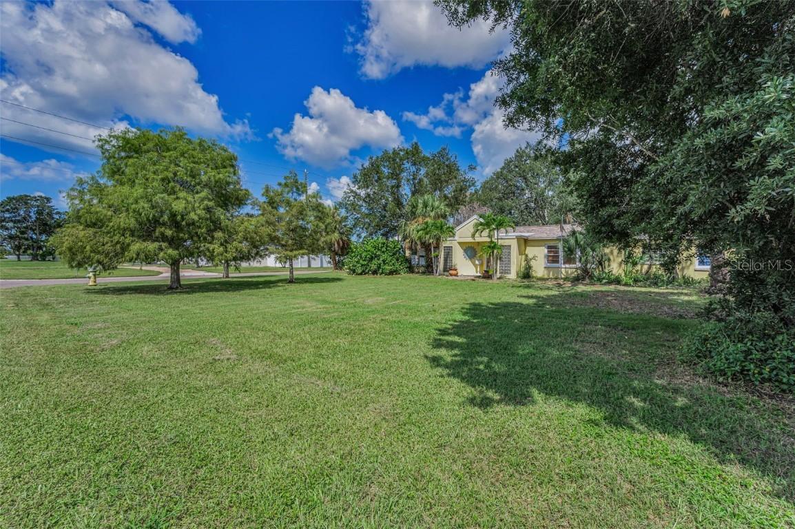 645 Villagrande Ave., St Petersburg, FL 33707