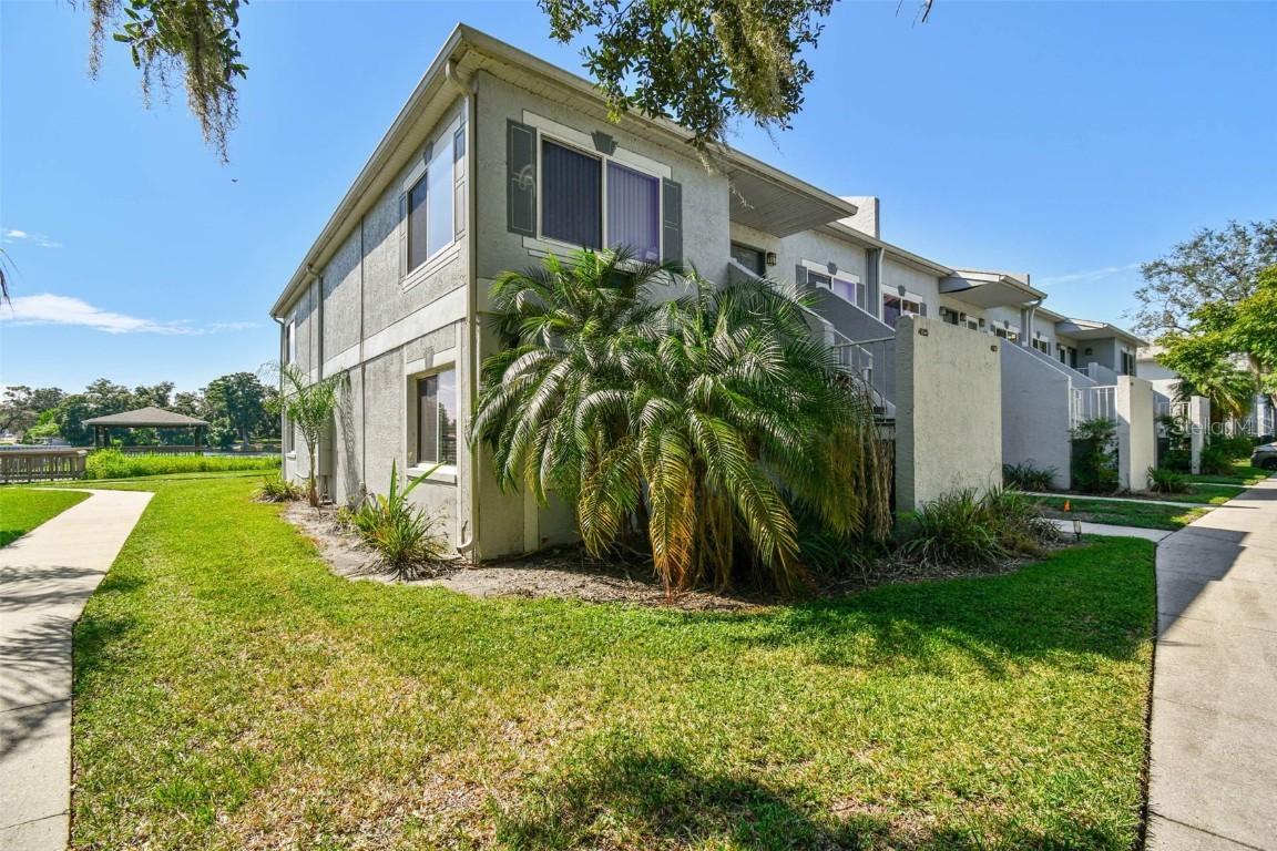 4125 Dolphin Dr., Tampa, FL 33617