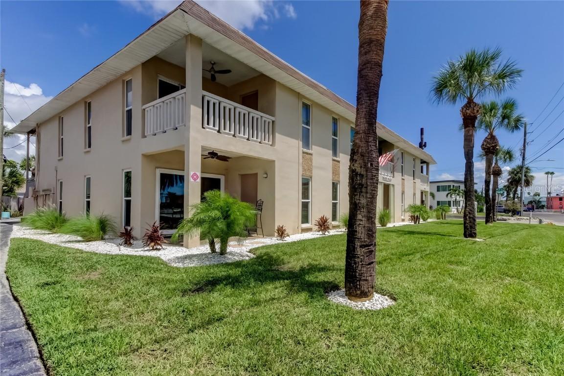 7003 Sunset Way #1, St Pete Beach, FL 33706