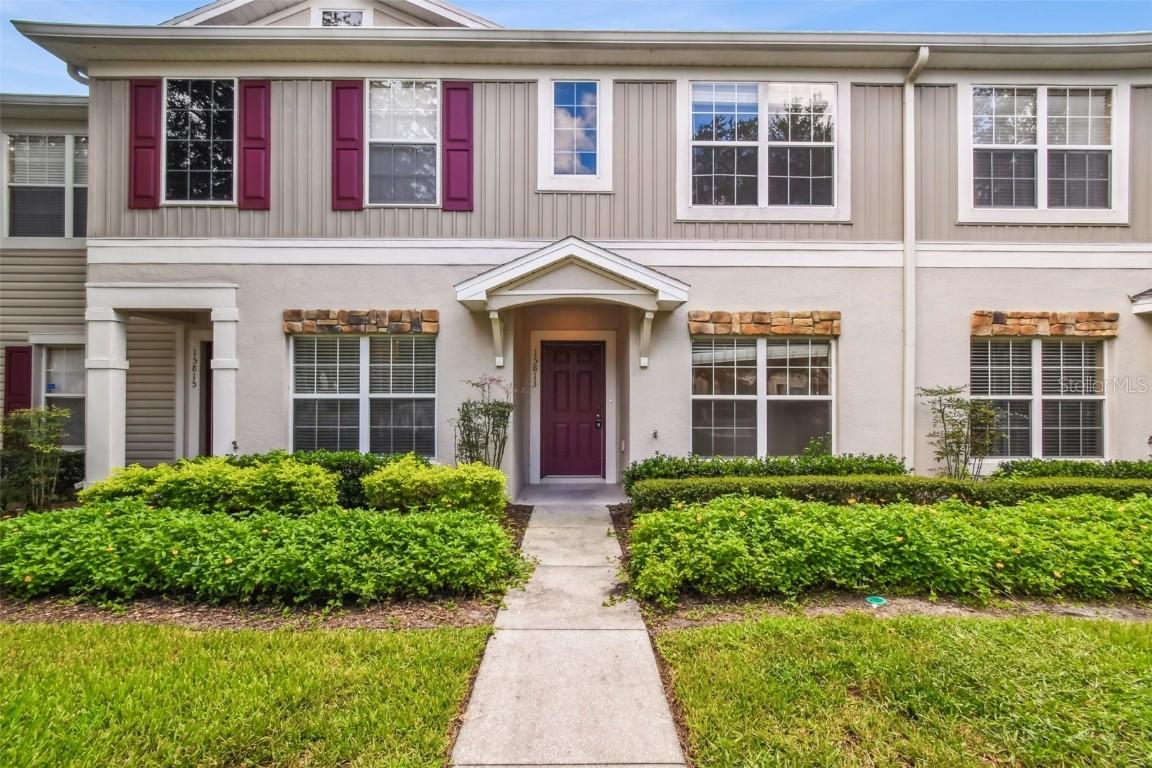15813 Fishhawk Falls Dr Dr., Lithia, FL 33547