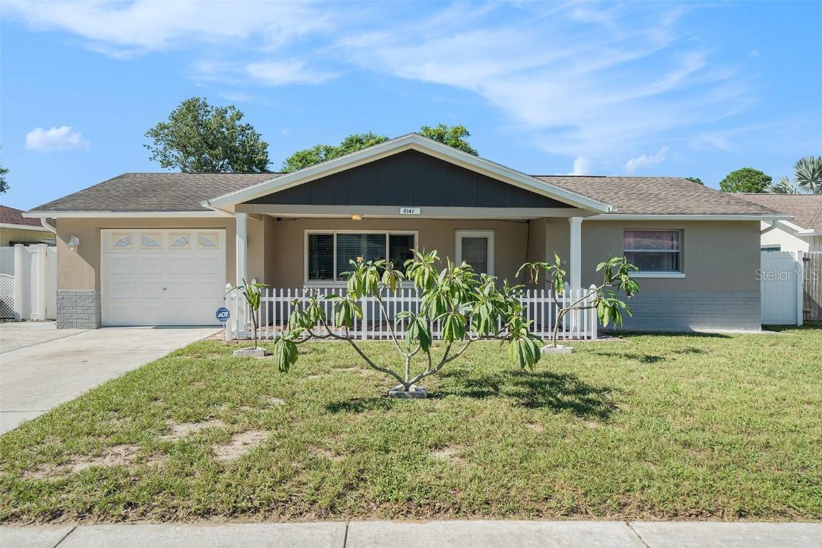 6141 Staunton Dr., Holiday, FL 34690