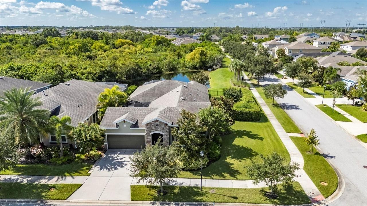 6903 Crestpoint Dr., Apollo Beach, FL 33572