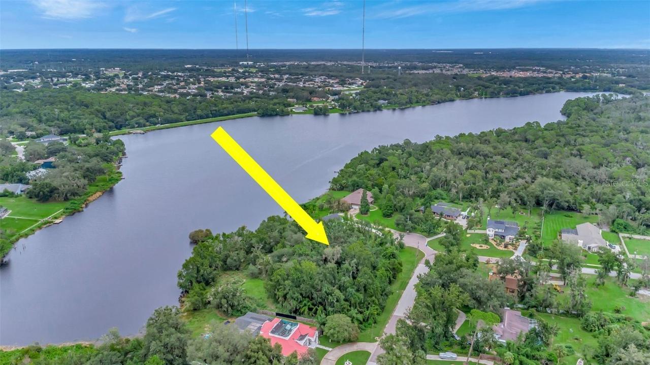 12612 Lake Hills Dr., Riverview, FL 33569