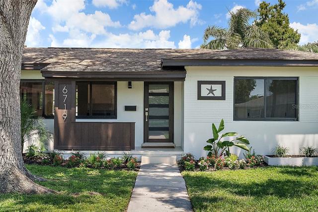 New Homes with In-ground Swimming Pools in Pasadena on the Gulf: August 17th to August 23rd