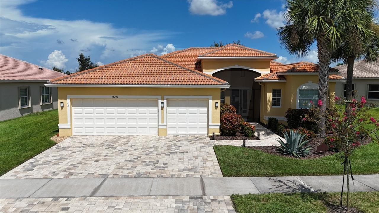 16244 Diamond Bay Dr., Wimauma, FL 33598