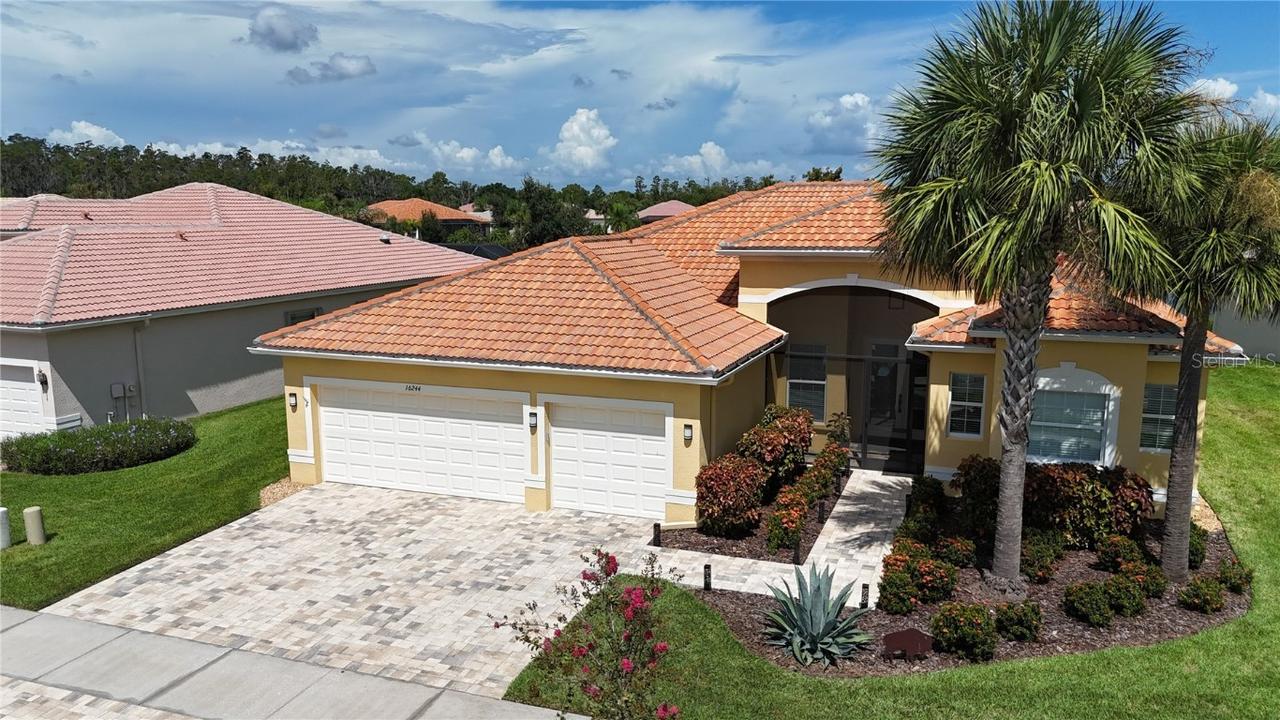 16244 Diamond Bay Dr., Wimauma, FL 33598