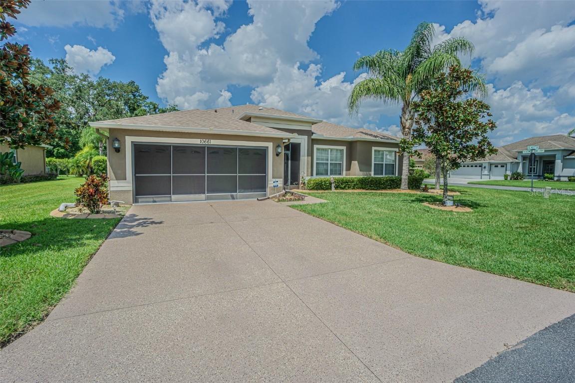 10661 Belmullet Dr., San Antonio, FL 33576