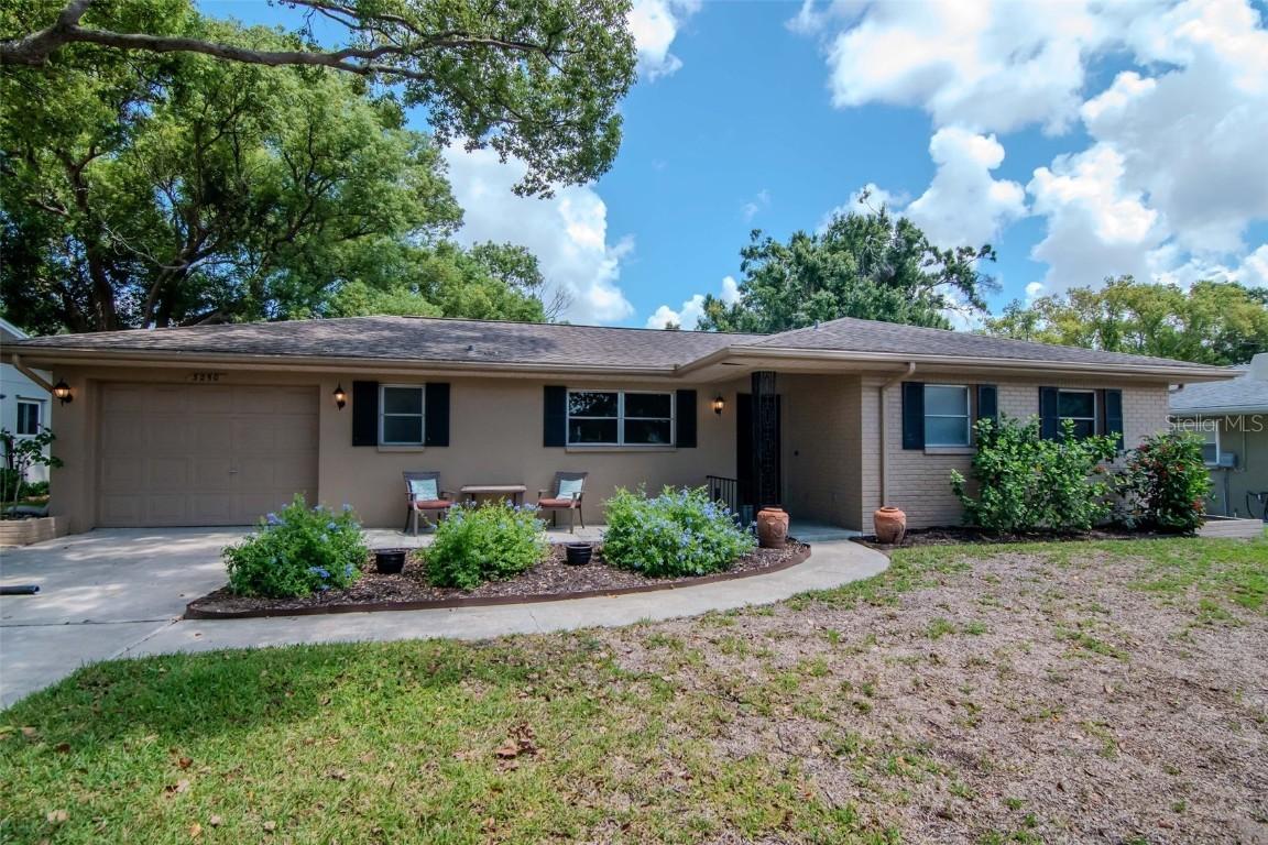3250 Causeway Dr., Palm Harbor, FL 34684