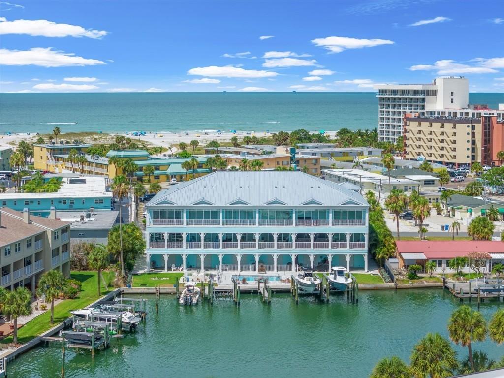 11715 1st St., Treasure Island, FL 33706