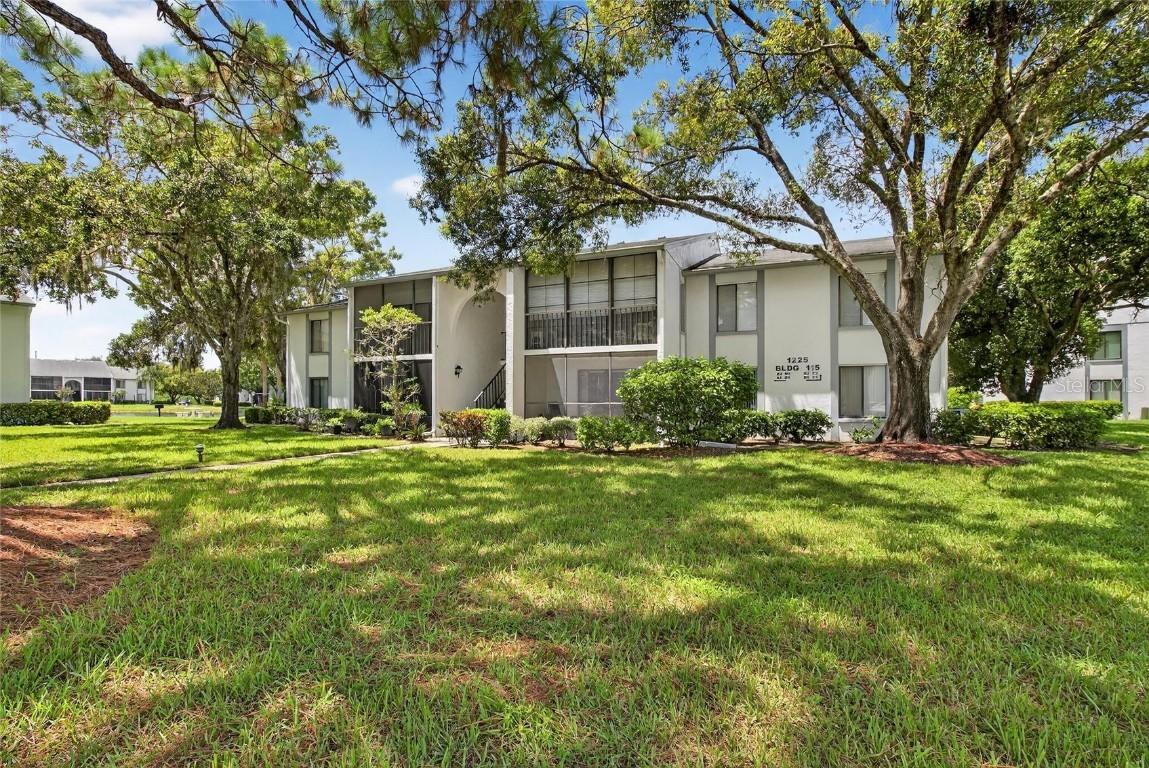 1225 Pine Ridge Cir. #A2, Tarpon Springs, FL 34688