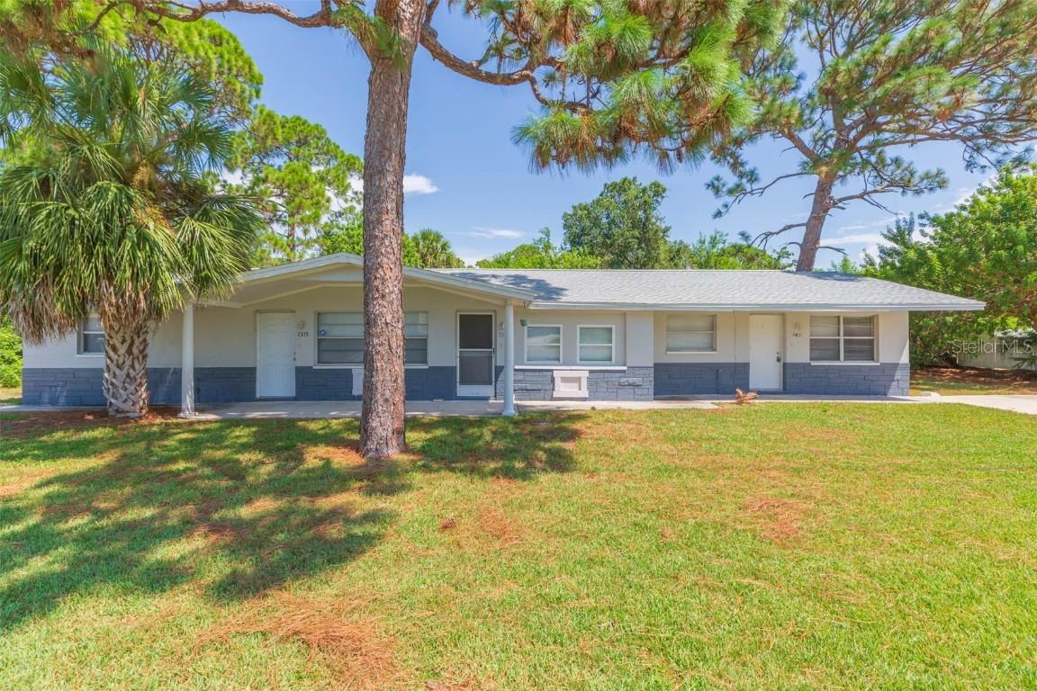 7335 New York Ave., Hudson, FL 34667