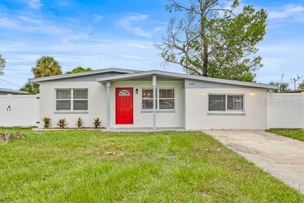 4709 Crest Hill Dr., Tampa, FL 33615
