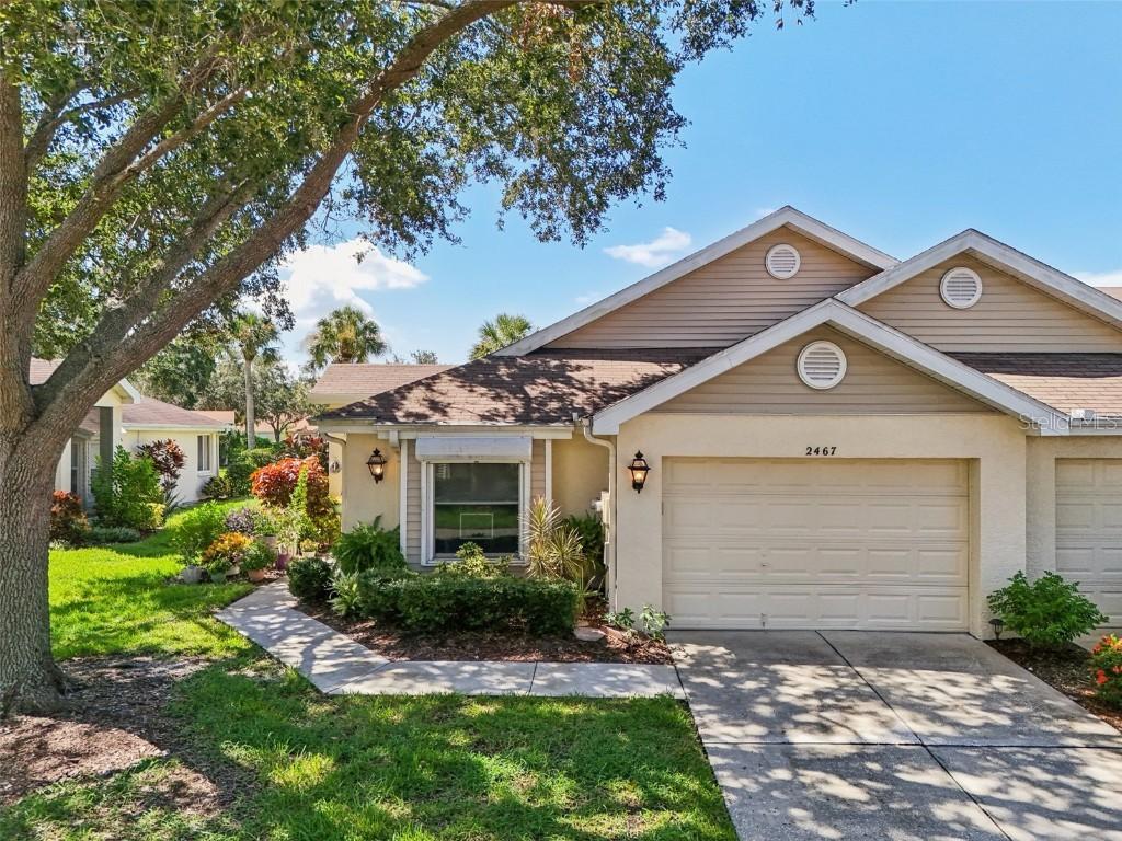 2467 Nantucket Harbor Loop #122, Sun City Center, FL 33573