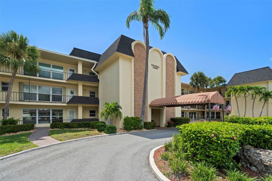 4780 Cove Cir. #205, St Petersburg, FL 33708