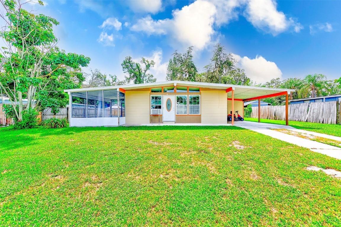 1122 Dogwood Ave., Tampa, FL 33613