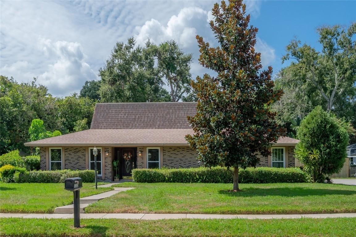 13313 Golf Crest Cir., Tampa, FL 33618