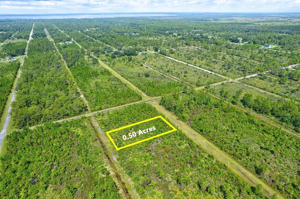 121 Hibiscus Dr., Indian Lake Estates, FL 33855