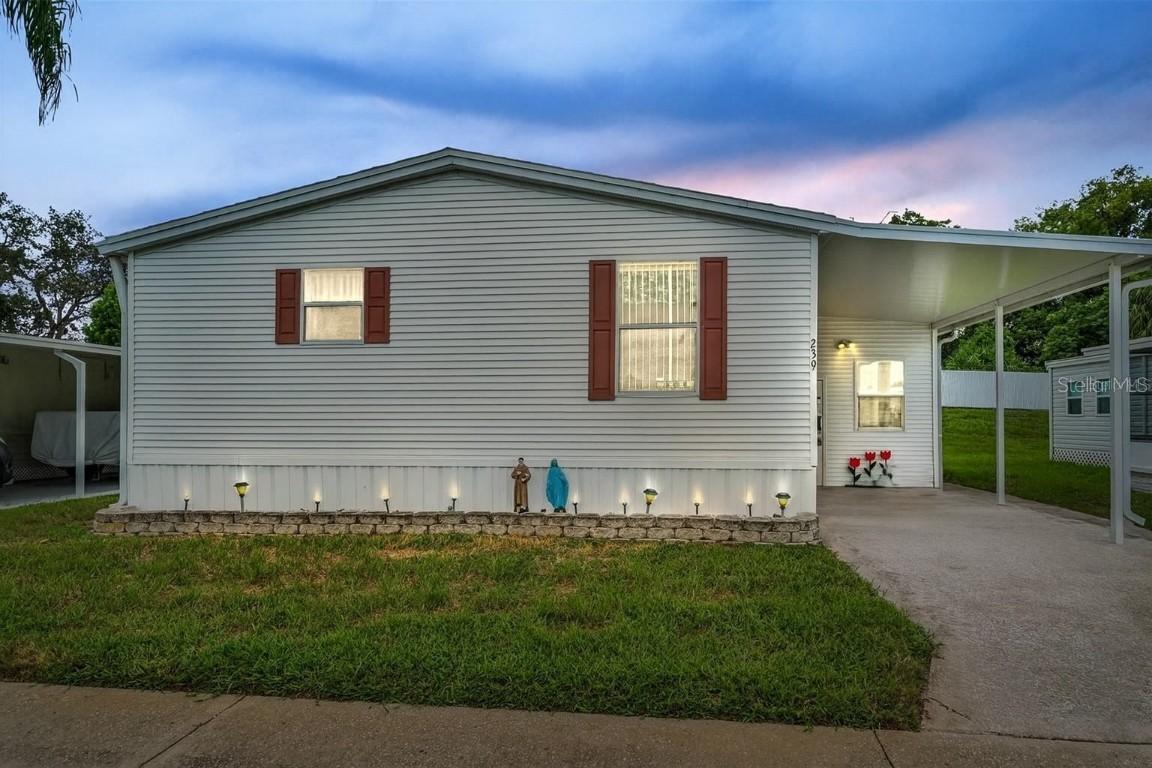239 Harmony Way, Tarpon Springs, FL 34689