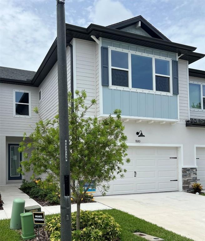 7680 93rd St., Seminole, FL 33777
