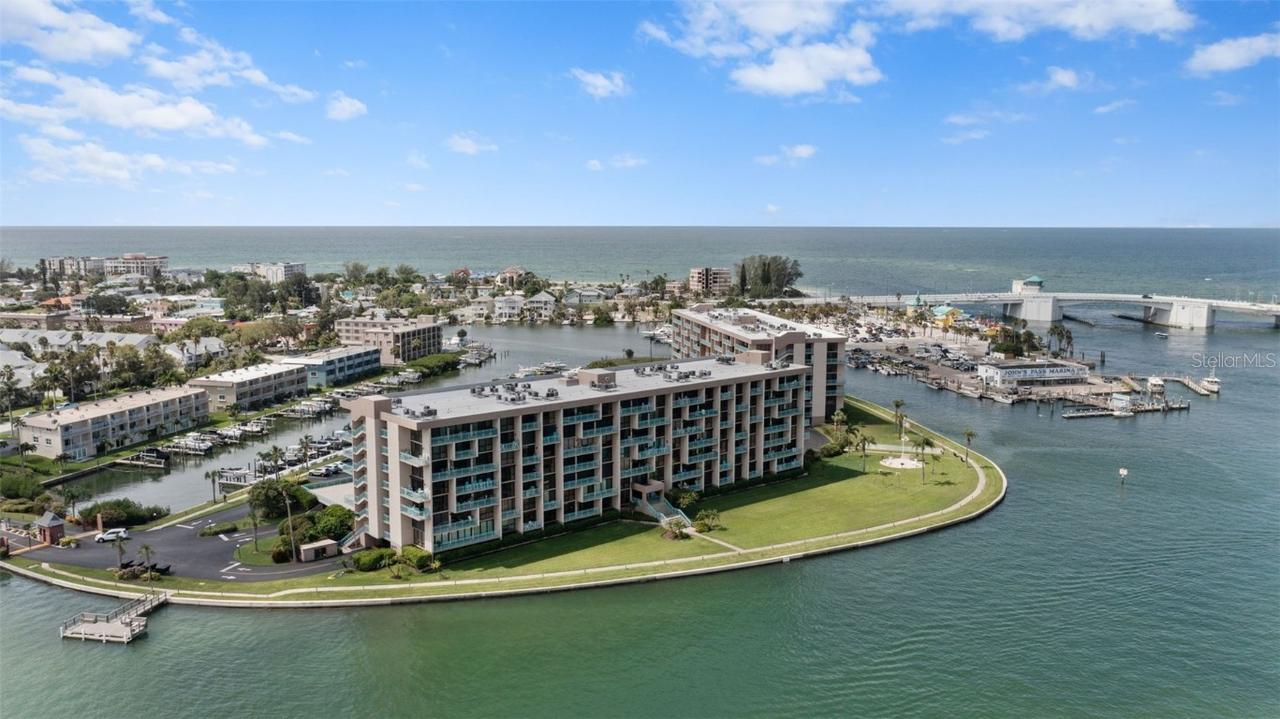 1 Key Capri #611E, Treasure Island, FL 33706
