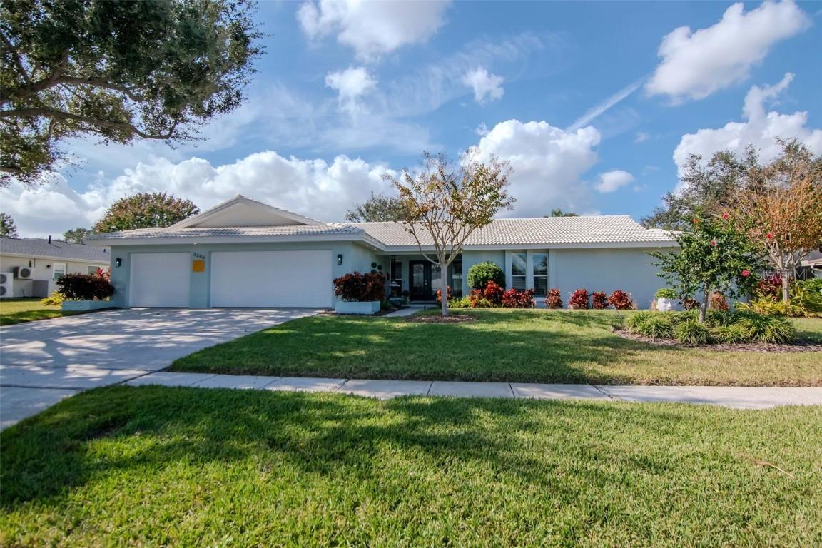 3246 Hyde Park Dr., Clearwater, FL 33761