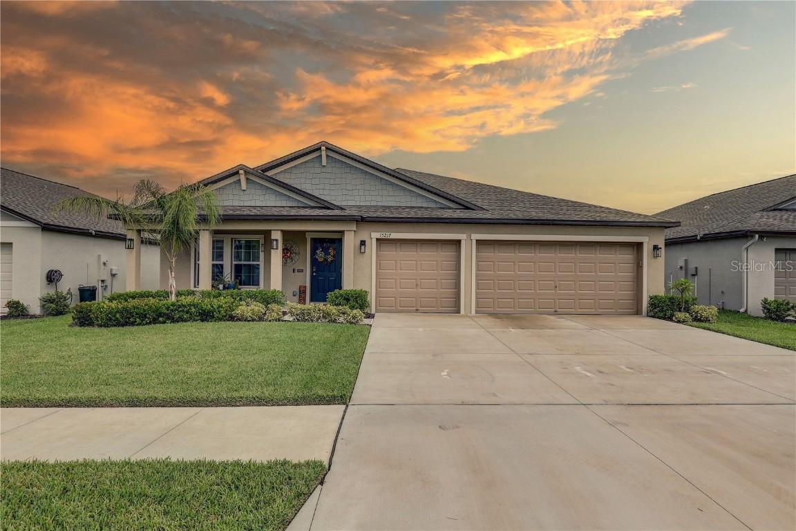 15217 Zircon Red Dr., Wimauma, FL 33598