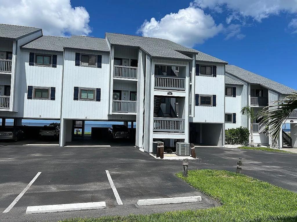 826 Bahia Del Sol Dr. #56, Ruskin, FL 33570