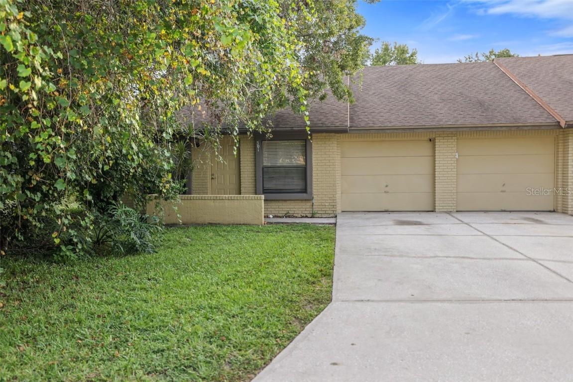 501 E Curlew Pl., Tarpon Springs, FL 34689