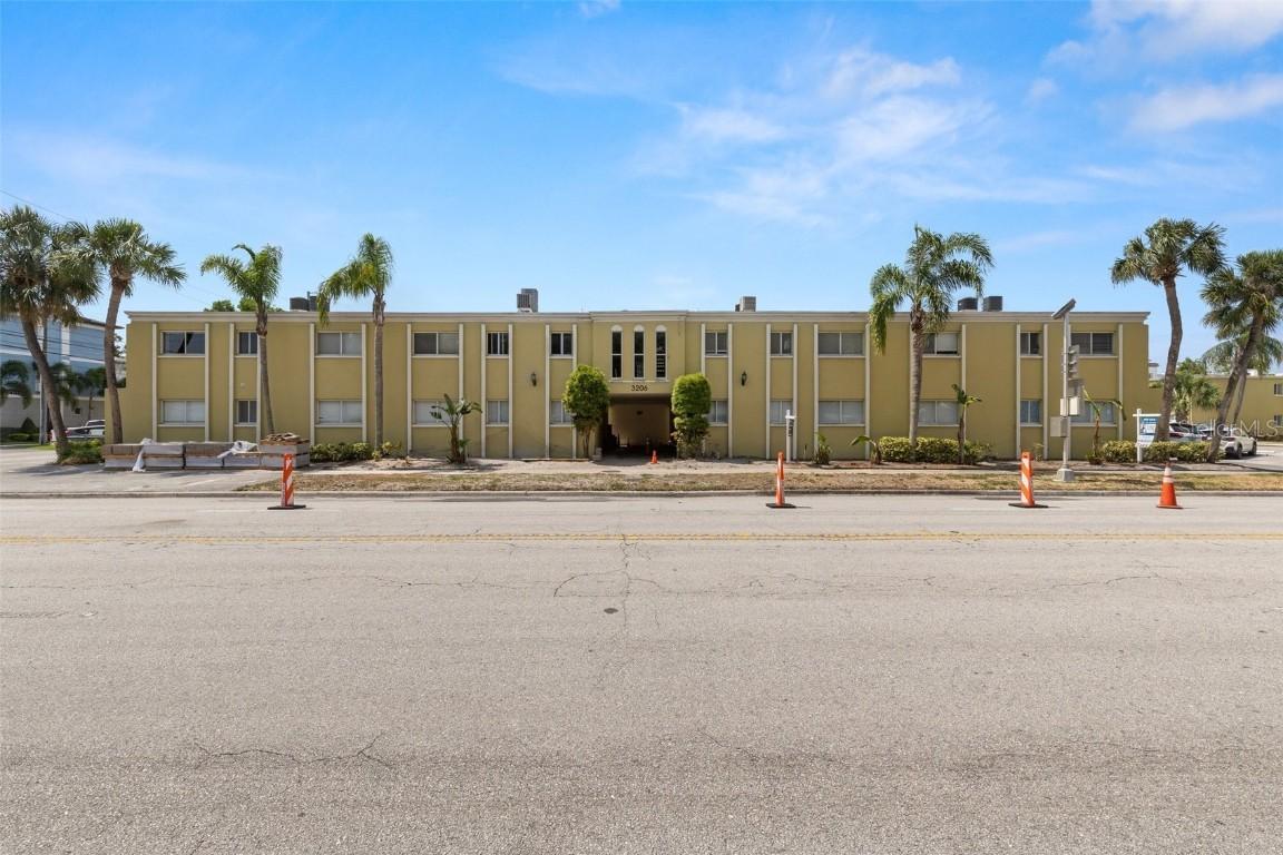 3206 W Azeele St. #107, Tampa, FL 33609
