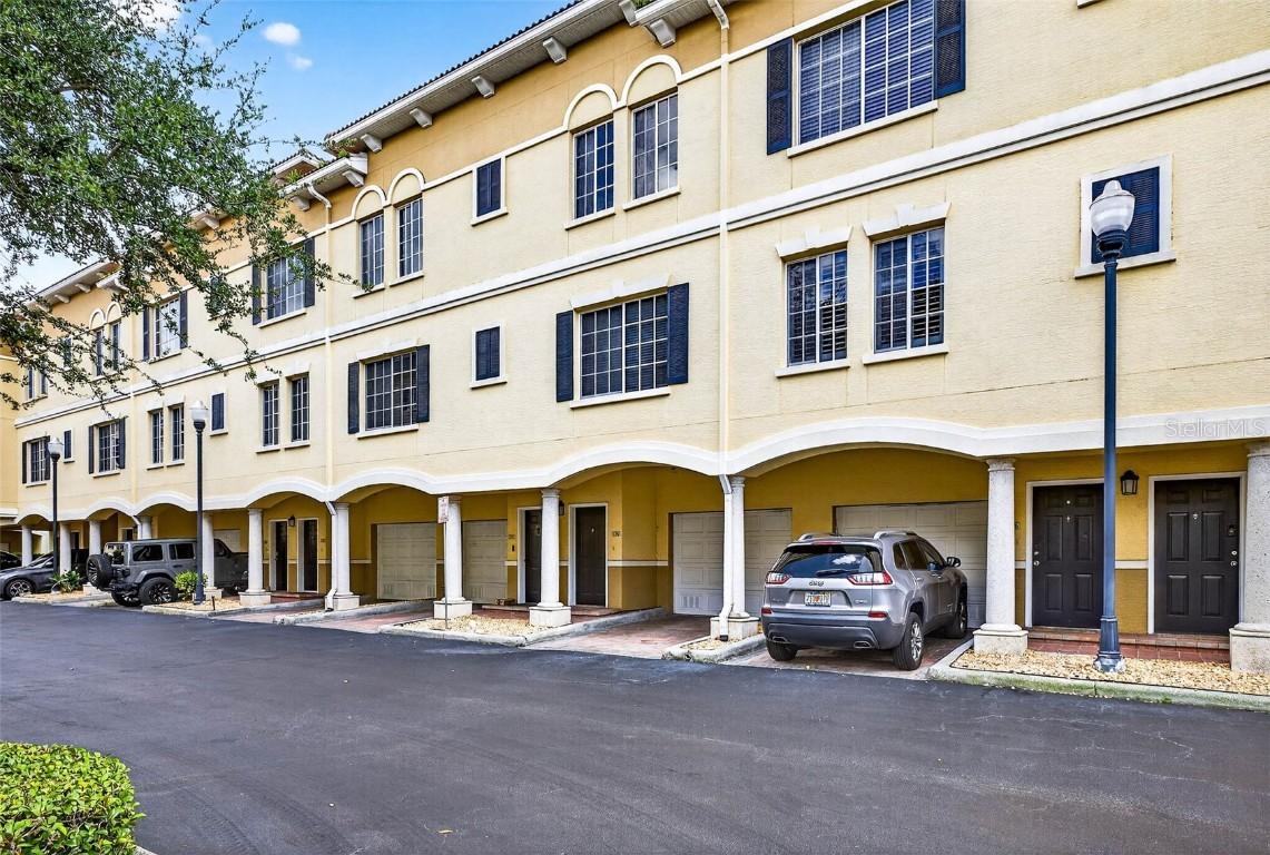 5214 Hampton Beach Pl., Tampa, FL 33609