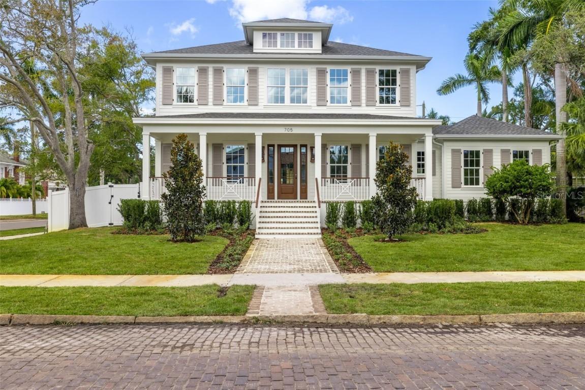 705 17th Ave., St Petersburg, FL 33704