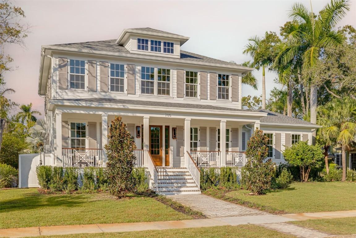 705 17th Ave., St Petersburg, FL 33704